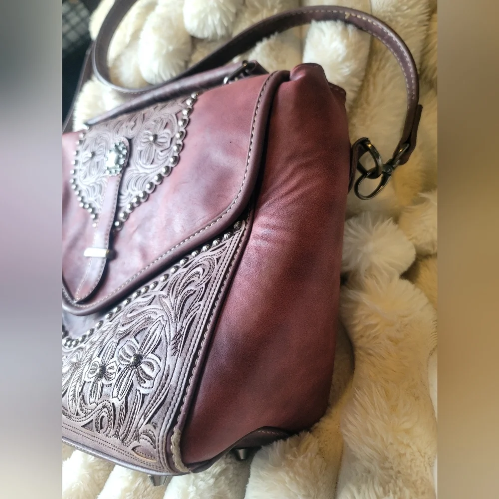 Montana West Beautifully Embossed Burgundy/Red‎ Wine Western Handbag - Picture 4 of 15